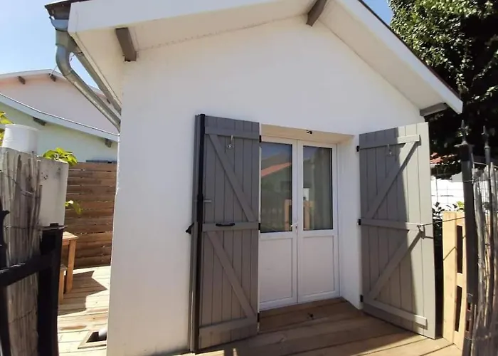 Dom wakacyjny La Maisonnette De Suzette Lanton